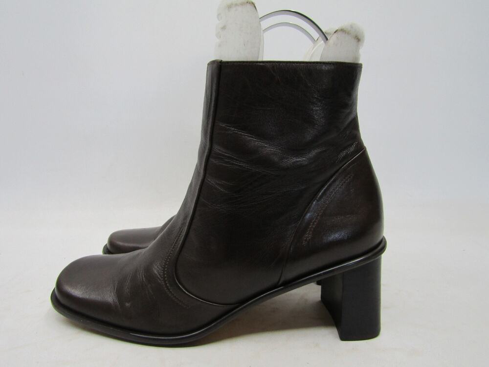 Etienne Aigner Womens Size 9 M Brown Leather Zip Ankle Fashion Boots